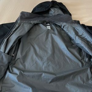Rain jacket, black.